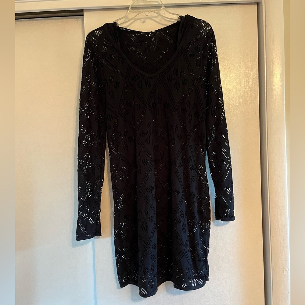 Swim Suit Cover-Up Black Long Sleeved Hooded Size M